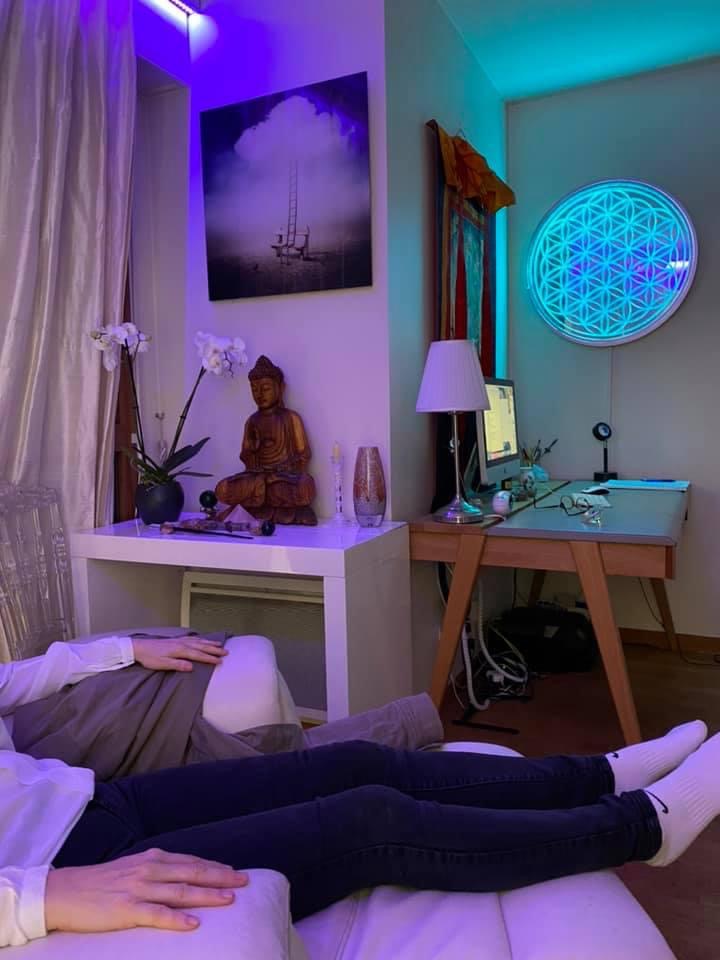 Douleur au ventre stress hypnose